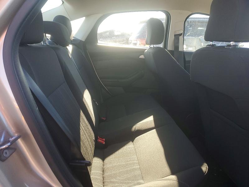 Photo 10 from auction – 2017 FORD FOCUS SE with VIN 1FADP3F20HL321897