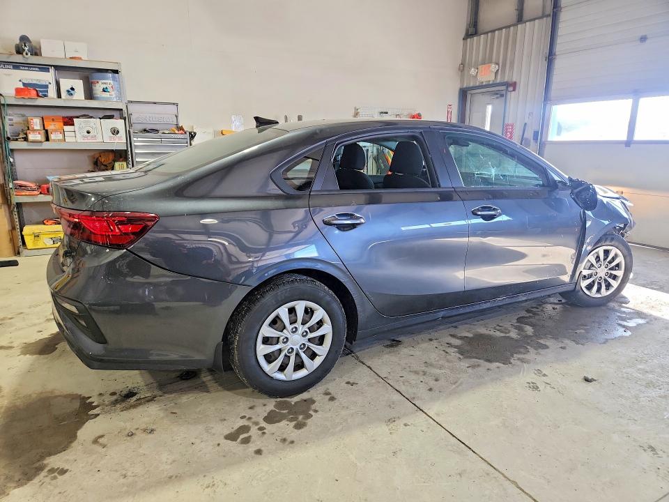 Photo 3 from auction – 2019 KIA FORTE with VIN 3KPF24AD8KE057490