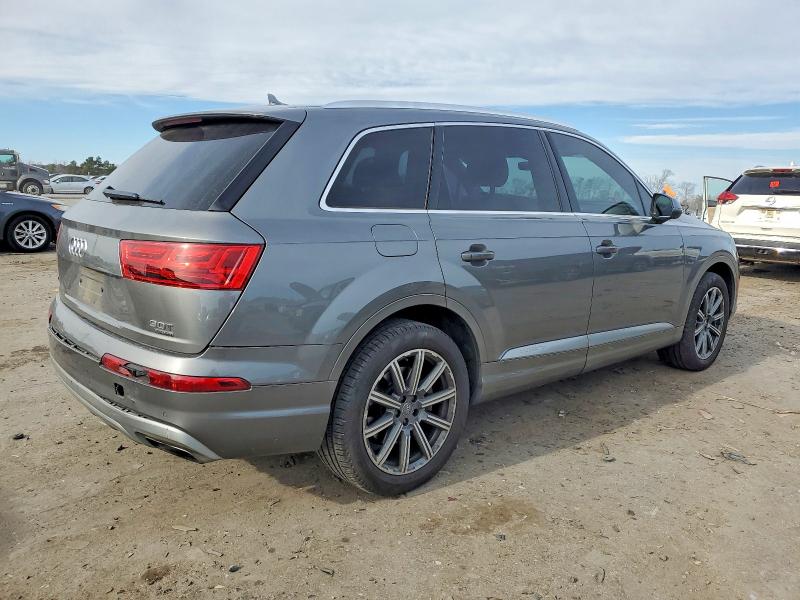 Photo 3 from auction – 2017 AUDI Q7 PREMIUM with VIN WA1LAAF74HD038348