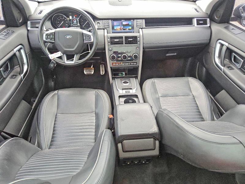 Photo 8 from auction – 2017 LAND ROVER DISCOVERY with VIN SALCR2BG7HH685516
