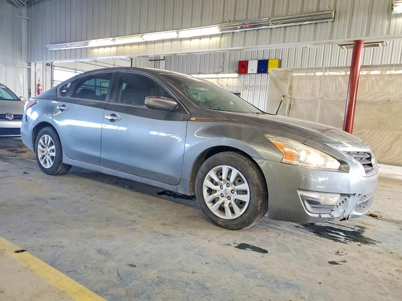 Photo 4 from auction – 2015 NISS ALTIMA S with VIN 1N4AL3AP0FN343532