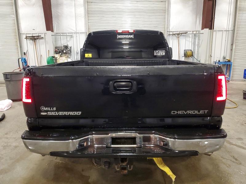 Photo 6 from auction – 2005 CHEVROLET SILVERADO with VIN 1GCEK19T25E192504