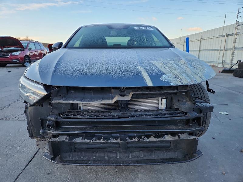 Photo 5 from auction – 2024 VOLKSWAGEN JETTA SPOR with VIN 3VWBM7BU2RM083587