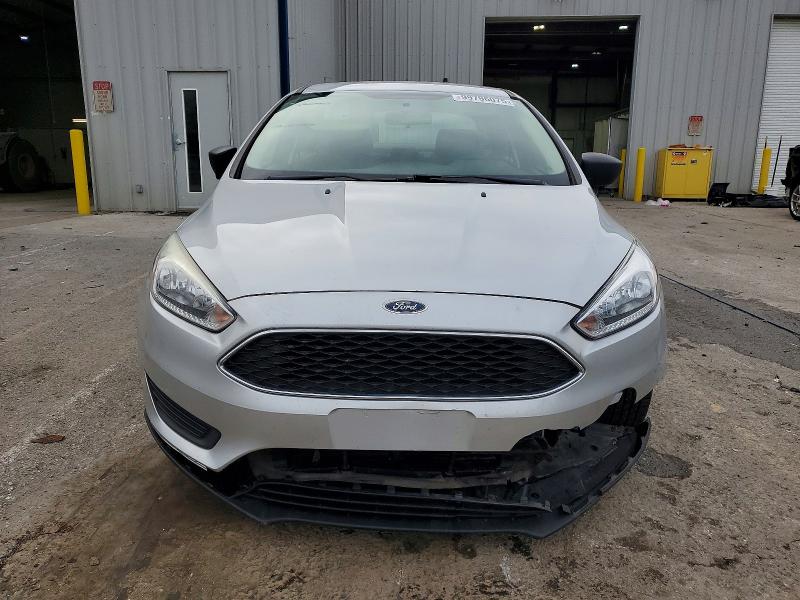 Photo 5 from auction – 2017 FORD FOCUS with VIN 1FADP3E24HL229984