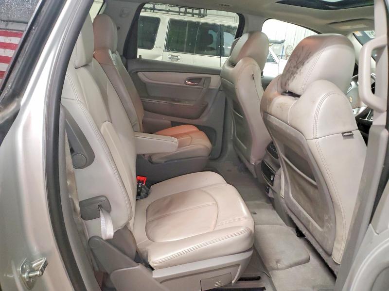 Photo 11 from auction – 2016 CHEVROLET TRAVERSE L with VIN 1GNKVHKD8GJ234794
