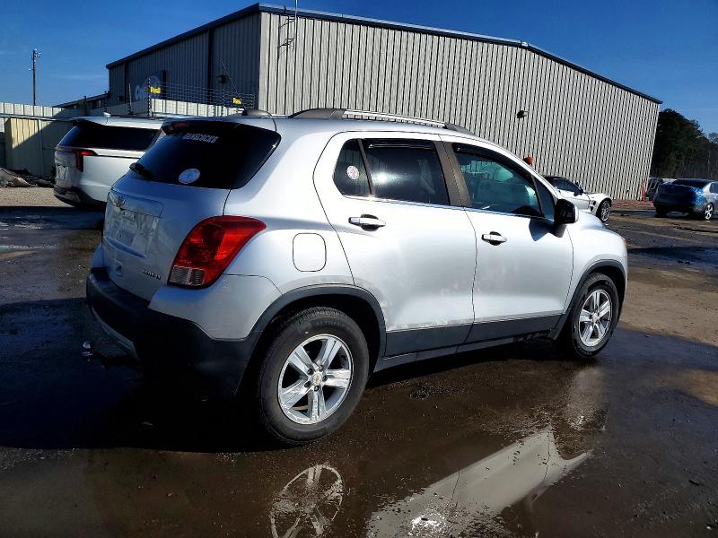 Photo 3 from auction – 2016 CHEVROLET TRAX 1LT with VIN KL7CJLSB2GB751459
