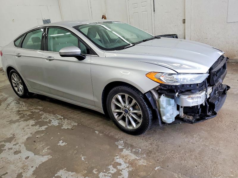 Photo 4 from auction – 2017 FORD FUSION SE with VIN 3FA6P0H7XHR198322