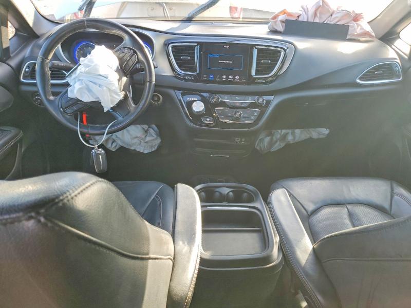 Photo 8 from auction – 2018 CHRYSLER PACIFICA T with VIN 2C4RC1BG3JR155065
