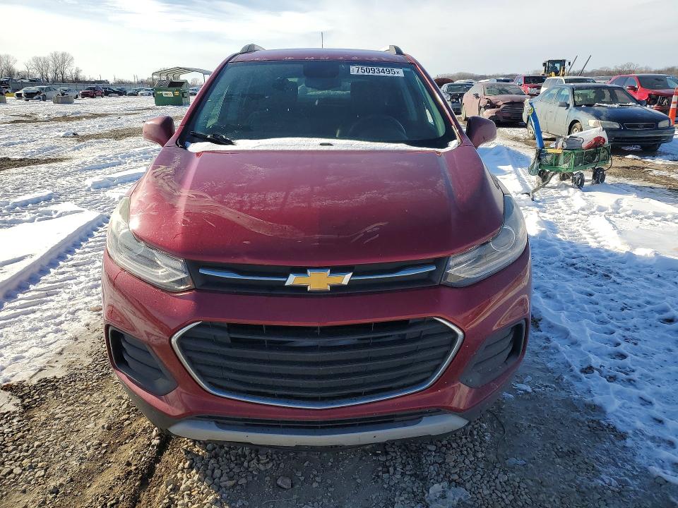 Photo 5 from auction – 2018 CHEVROLET TRAX 1LT with VIN 3GNCJLSB2JL269977