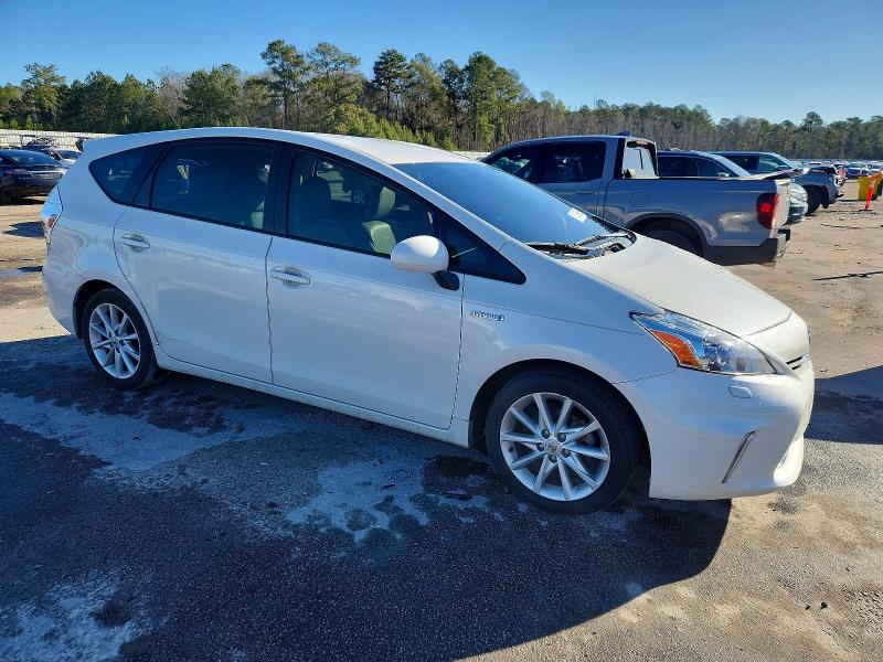 Photo 4 from auction – 2012 TOYOTA PRIUS V with VIN JTDZN3EU6C3131863