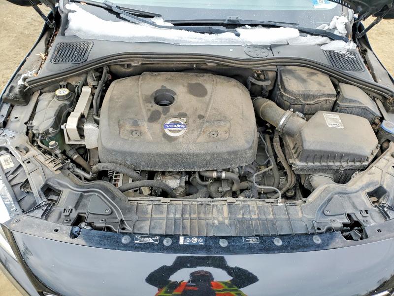 Photo 11 from auction – 2015 VOLVO V60 PREMIE with VIN YV126MEB3F1209013