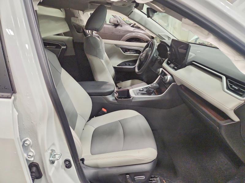 Photo 7 from auction – 2024 TOYOTA RAV4 LIMIT with VIN 2T3N1RFVXRW450614