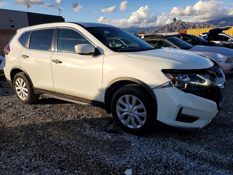 Photo 4 from auction – 2019 NISSAN ROGUE S with VIN 5N1AT2MT4KC841702
