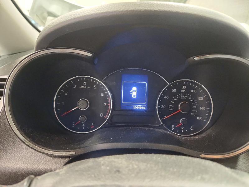 Photo 8 from auction – 2018 KIA FORTE LX with VIN 3KPFL4A78JE225697