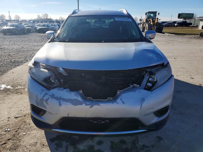 Photo 5 from auction – 2015 NISSAN ROGUE S with VIN KNMAT2MT2FP531437