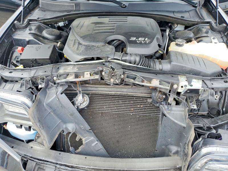 Photo 11 from auction – 2021 CHRYSLER 300 S with VIN 2C3CCABG1MH629695