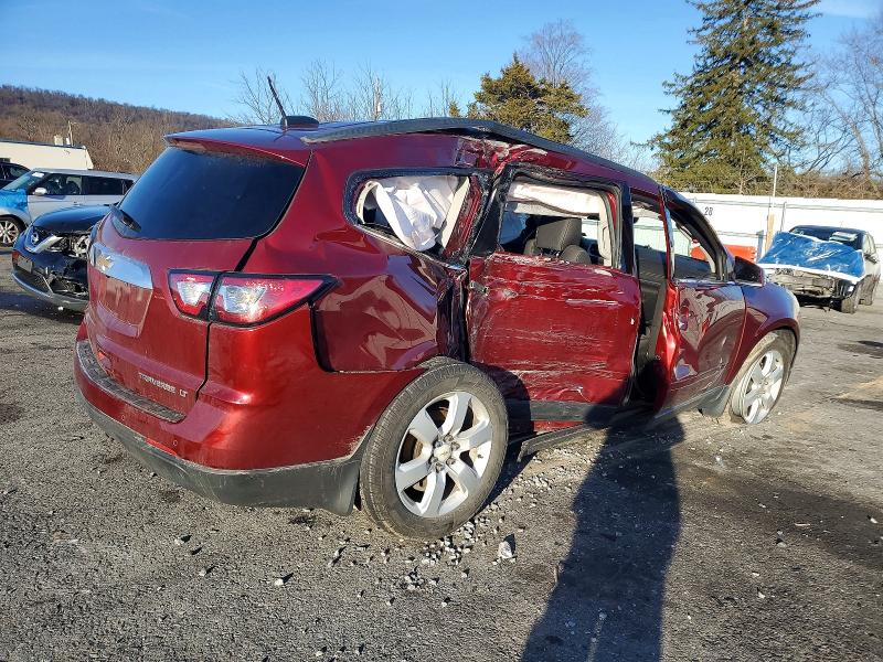Photo 3 from auction – 2016 CHEVROLET TRAVERSE with VIN 1GNKVGKD4GJ257970