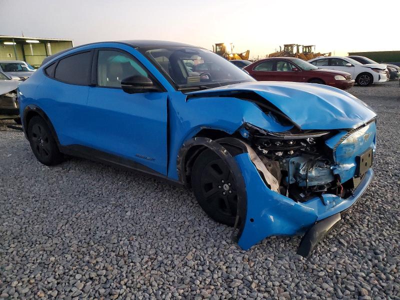 Photo 4 from auction – 2022 FORD MUSTANG MACH-E with VIN 3FMTK2SU4NMA58065