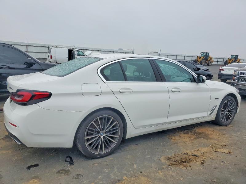 Photo 3 from auction – 2023 BMW 530E with VIN WBA13AG06PCL84802