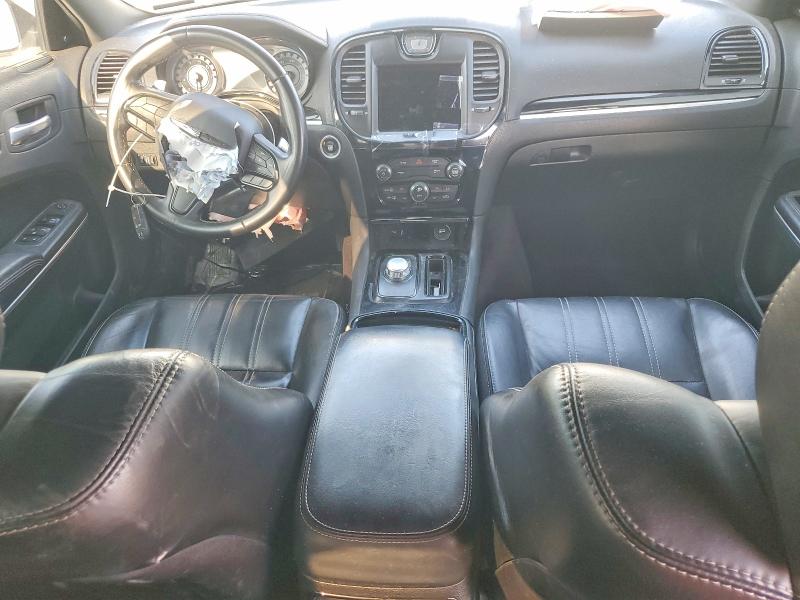 Photo 8 from auction – 2018 CHRYSLER 300 S with VIN 2C3CCAGG5JH267794