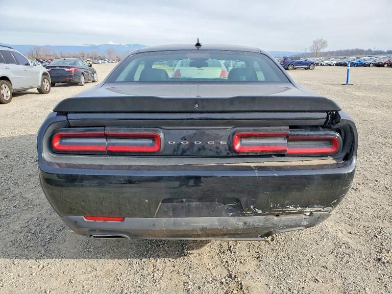Photo 6 from auction – 2018 DODGE CHALLENGER with VIN 2C3CDZAG1JH178809