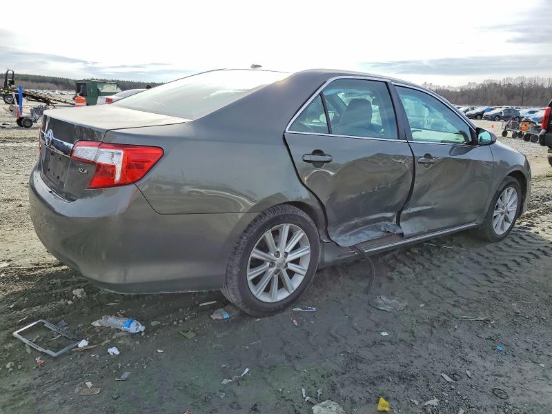 Photo 3 from auction – 2014 TOYOTA CAMRY SE with VIN 4T1BK1FK0EU539943