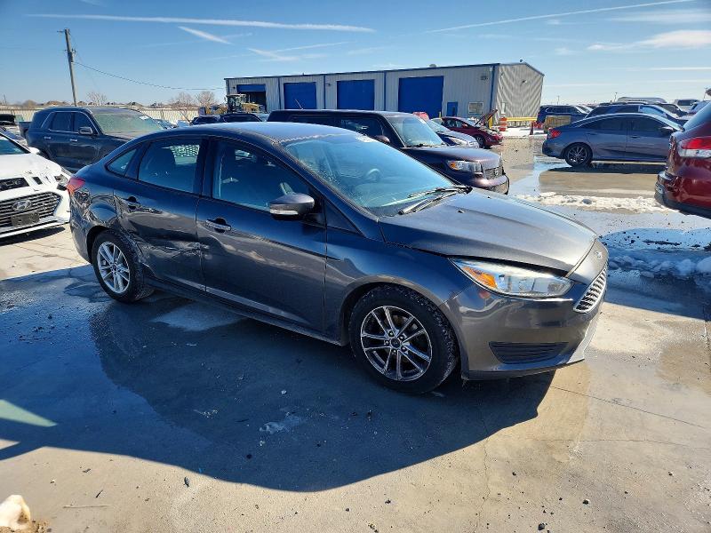 Photo 4 from auction – 2016 FORD FOCUS with VIN 1FADP3F2XGL378686