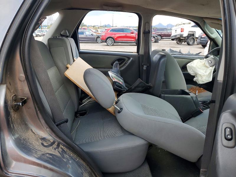 Photo 10 from auction – 2006 FORD ESCAPE with VIN 1FMYU93166KC24446