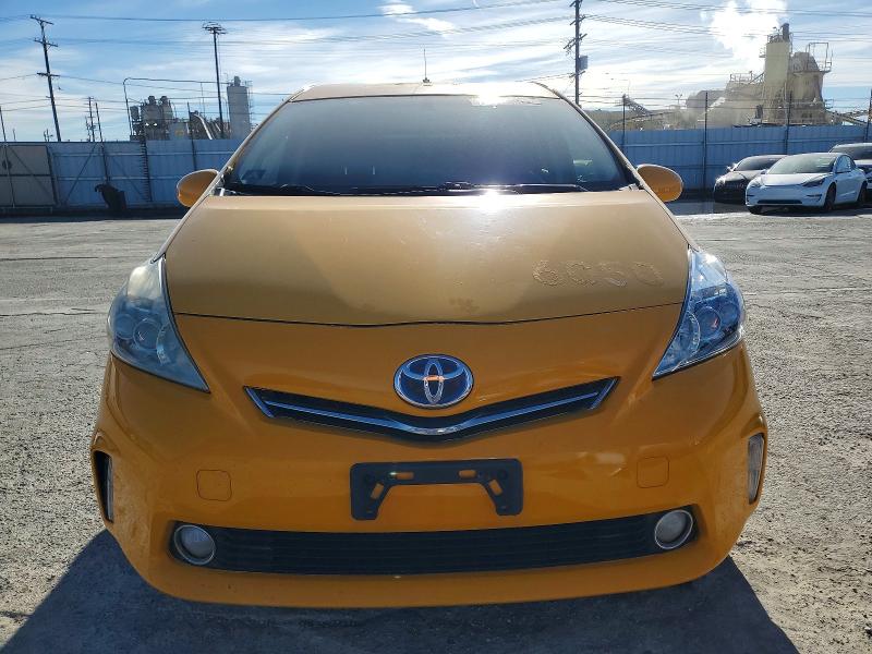 Photo 5 from auction – 2013 TOYOTA PRIUS V with VIN JTDZN3EU8D3191841