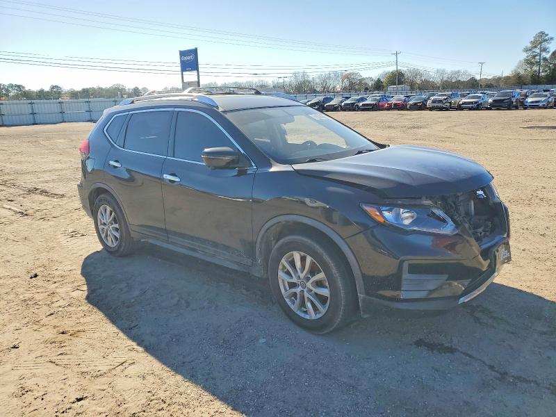 Photo 4 from auction – 2017 NISSAN ROGUE with VIN JN8AT2MTXHW400110