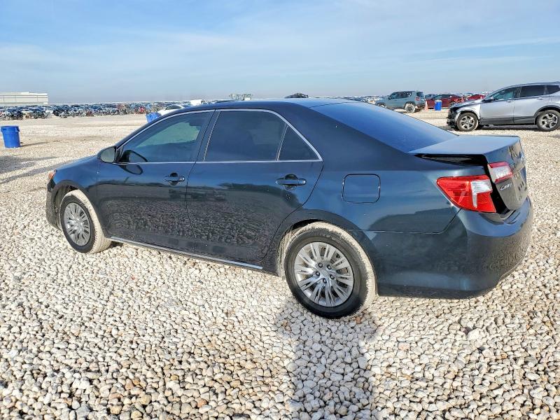 Zdjęcie 2 z aukcji – 2012 TOYOTA CAMRY z VIN 4T4BF1FK8CR163676