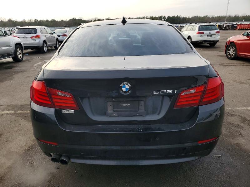 Photo 6 from auction – 2012 BMW 528 XI with VIN WBAXH5C52CDW11573