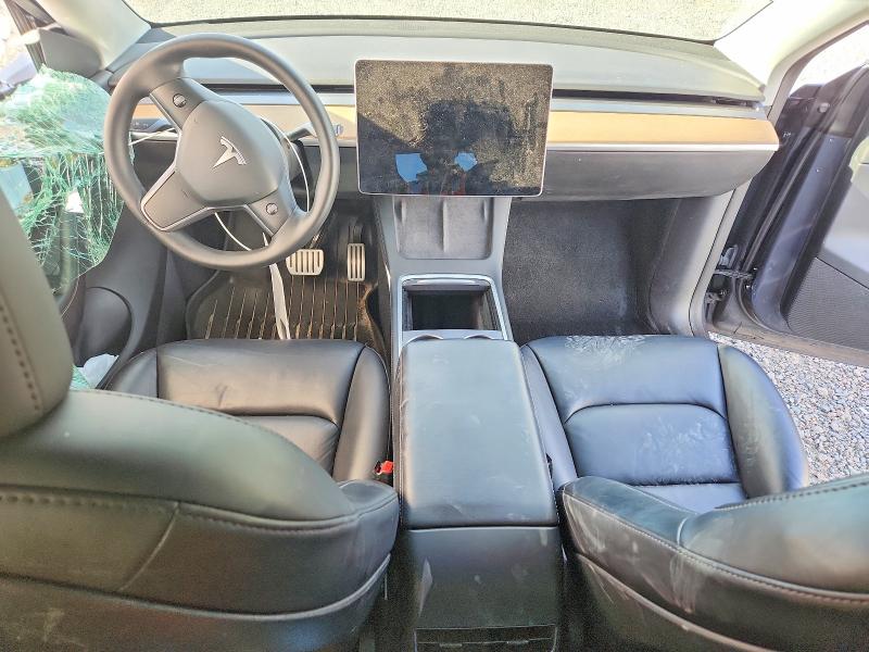 Photo 8 from auction – 2022 TESLA MODEL Y with VIN 7SAYGDEF2NF378187