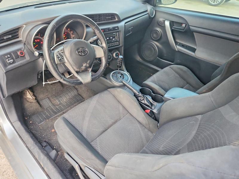 Photo 8 from auction – 2011 TOYOTA SCION TC with VIN JTKJF5C70B3011325