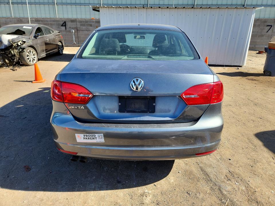 Foto 6 de la subasta – 2012 VOLKSWAGEN JETTA BASE con VIN 3VW2K7AJ2CM458415