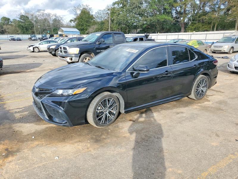 Photo 1 from auction – 2022 TOYOTA CAMRY with VIN 4T1G31AK5NU573435