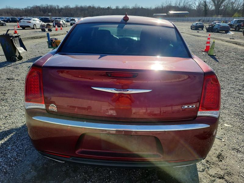 Photo 6 from auction – 2018 CHRYSLER 300 TOURIN with VIN 2C3CCAAG9JH315404