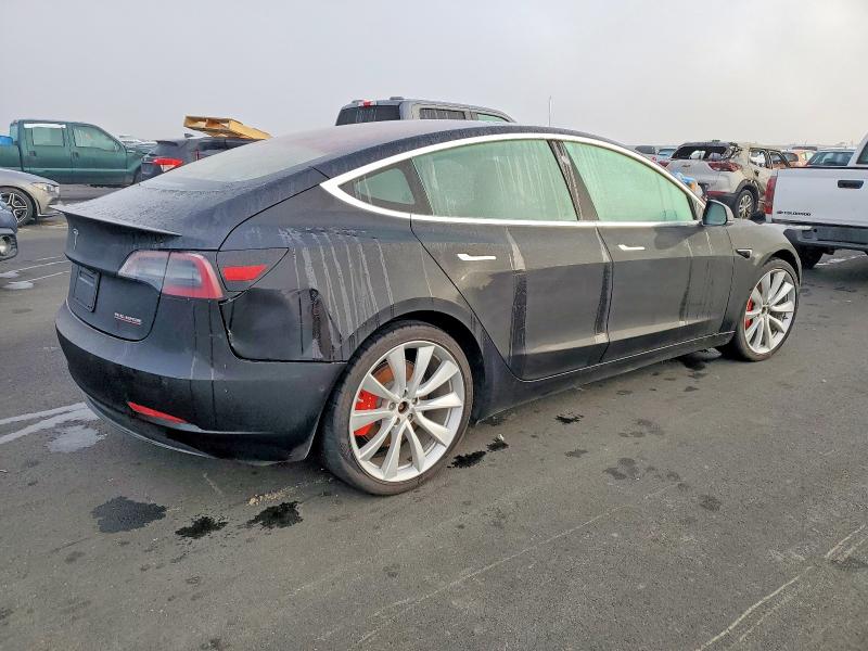 Photo 3 from auction – 2018 TESLA MODEL 3 with VIN 5YJ3E1EB2JF187730