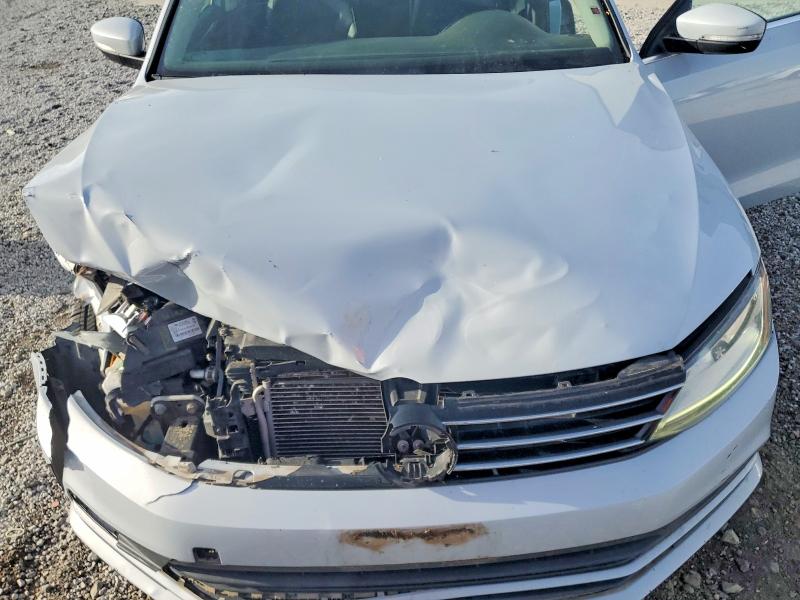 Photo 11 from auction – 2017 VOLKSWAGEN JETTA SE with VIN 3VWDB7AJ2HM365264