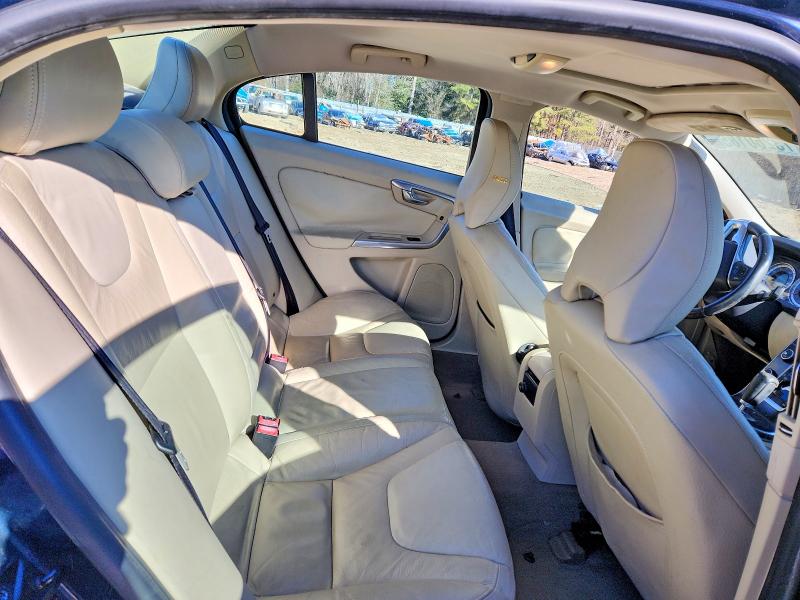 Photo 10 from auction – 2012 VOLVO S60 T5 with VIN YV1622FS1C2079738
