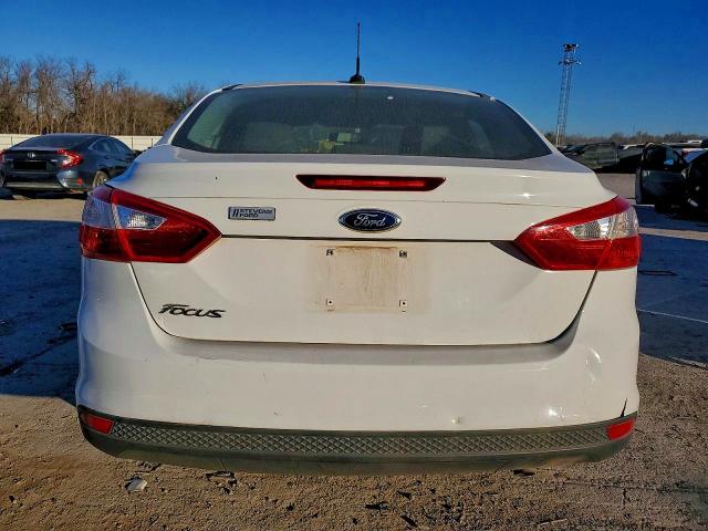 Photo 6 from auction – 2013 FORD FOCUS S with VIN 1FADP3E27DL276078