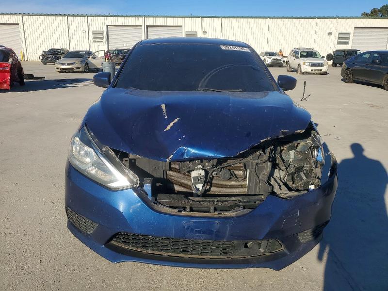 Photo 5 from auction – 2018 NISSAN SENTRA with VIN 3N1AB7AP1JL627056