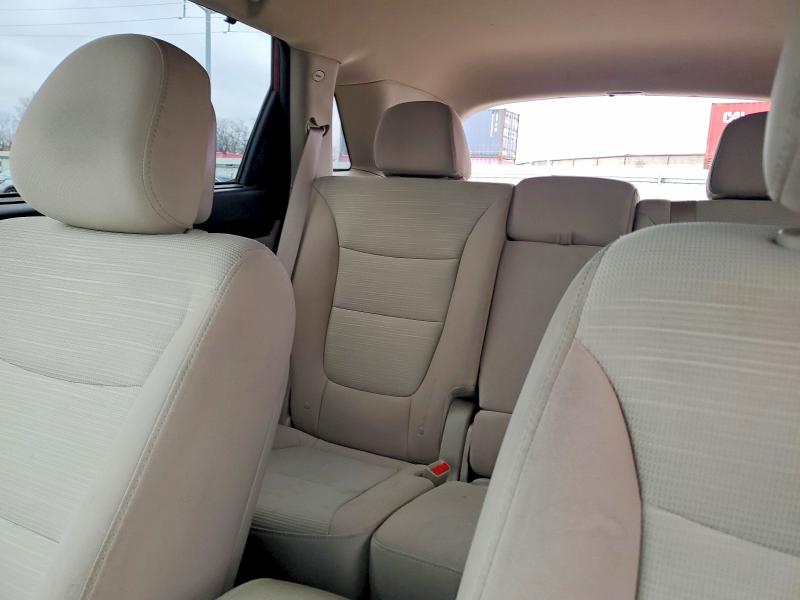 Photo 10 from auction – 2014 KIA SORENTO LX with VIN 5XYKTCA67EG529967