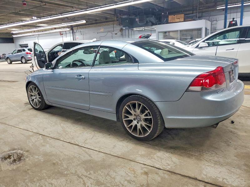 Photo 2 from auction – 2006 VOLVO C70 T5 with VIN YV1MC68246J006009