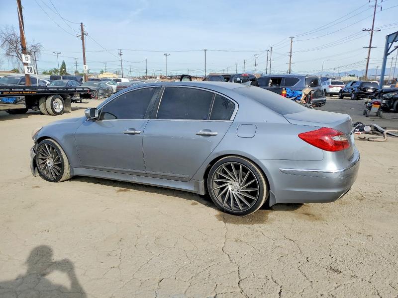 Photo 2 from auction – 2013 HYUNDAI GENESIS 3. with VIN KMHGC4DD7DU256186