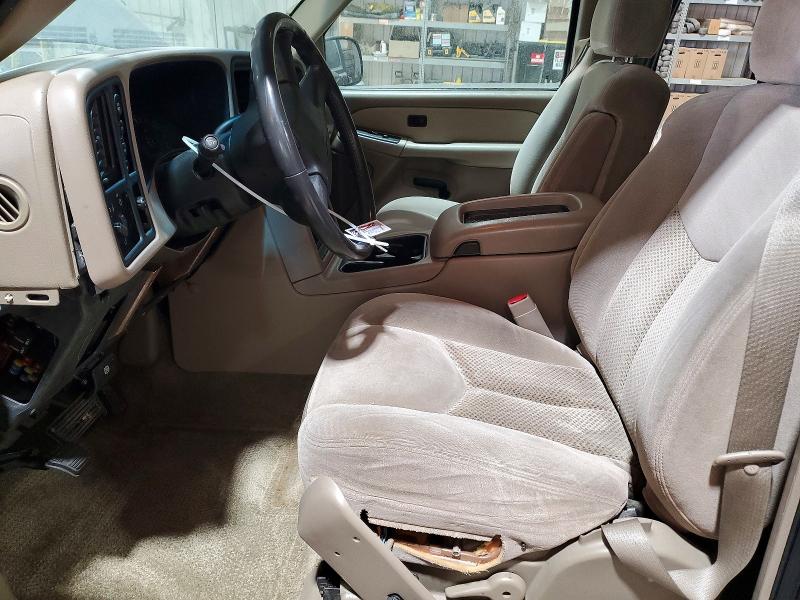 Photo 7 from auction – 2003 CHEVROLET SUBURBAN with VIN 3GNFK16Z93G203363