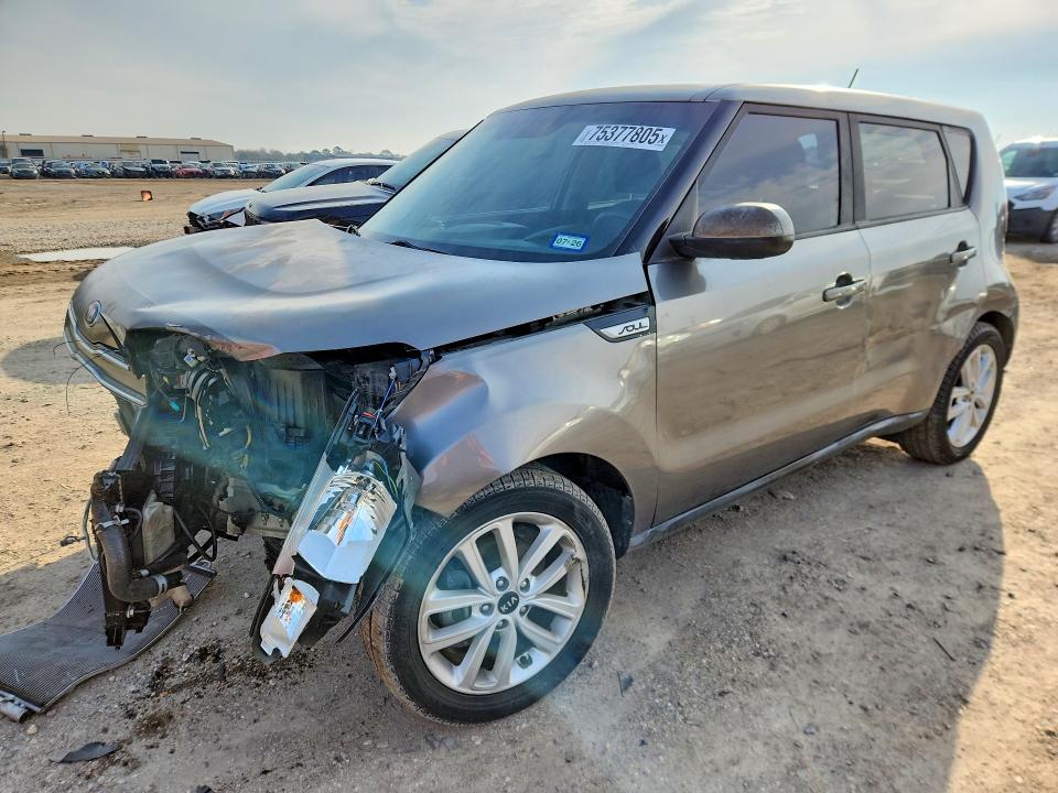 KIA SOUL + 2017 مع رقم تعريف المركبة KNDJP3A50H7503753 - صورة من المزاد