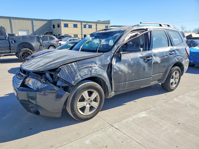 SUBARU FORESTER 2 2012 with VIN JF2SHABC8CH437931 - Photo from auction