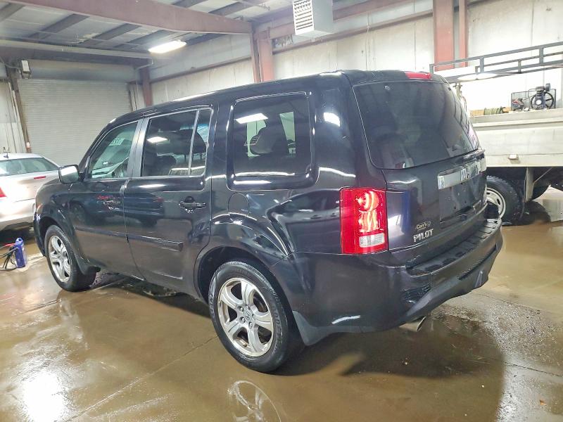 Photo 2 from auction – 2012 HONDA PILOT with VIN 5FNYF4H57CB061795