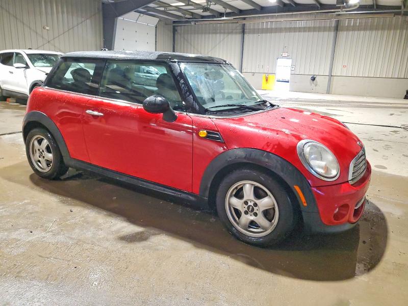Photo 4 from auction – 2011 MINI COOPER with VIN WMWSU3C50BT183128
